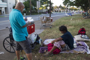 400 sign up to help in homeless count
