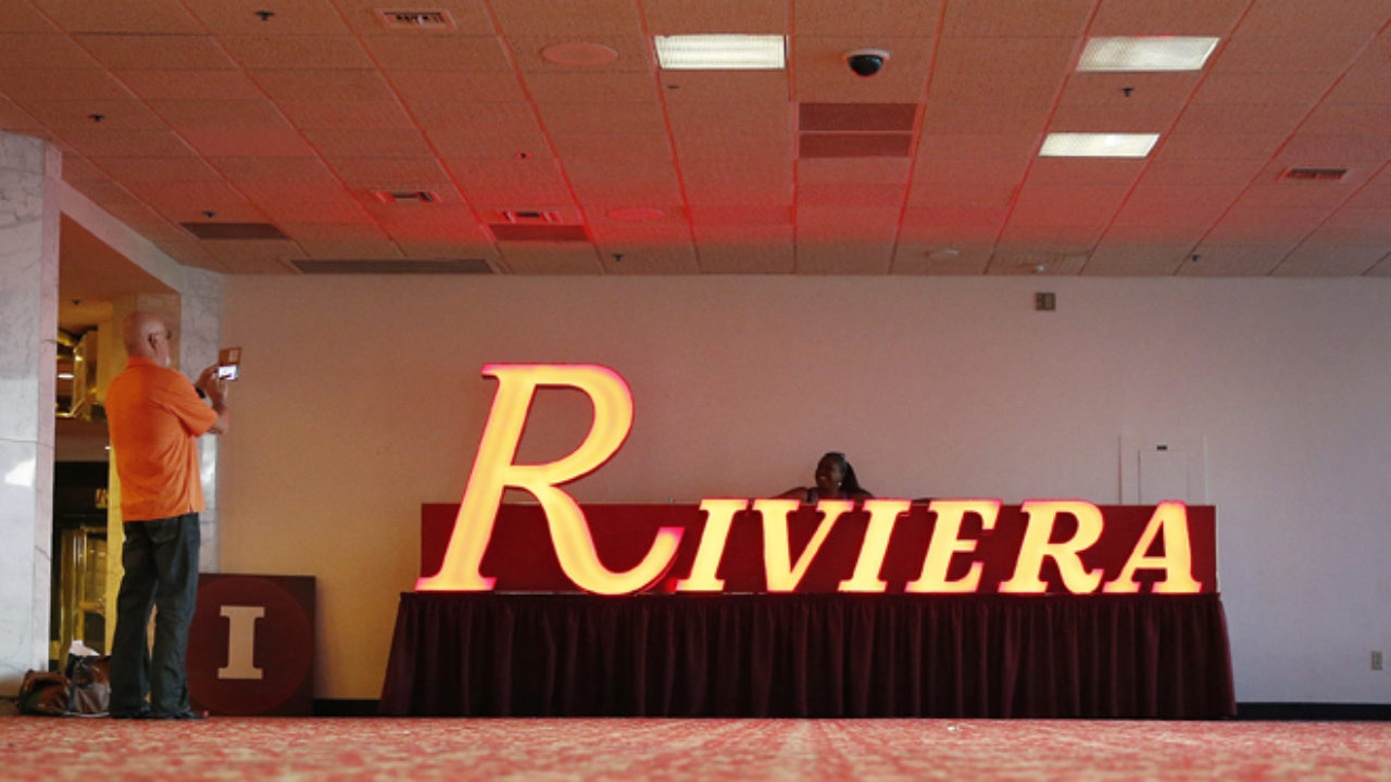 Daily Neon: The Riviera Hotel & Casino 'The Riv