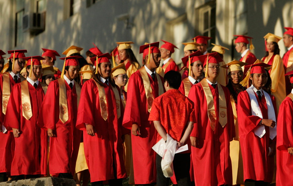 Report 4 of 5 Hawaii high school students graduate Honolulu Star