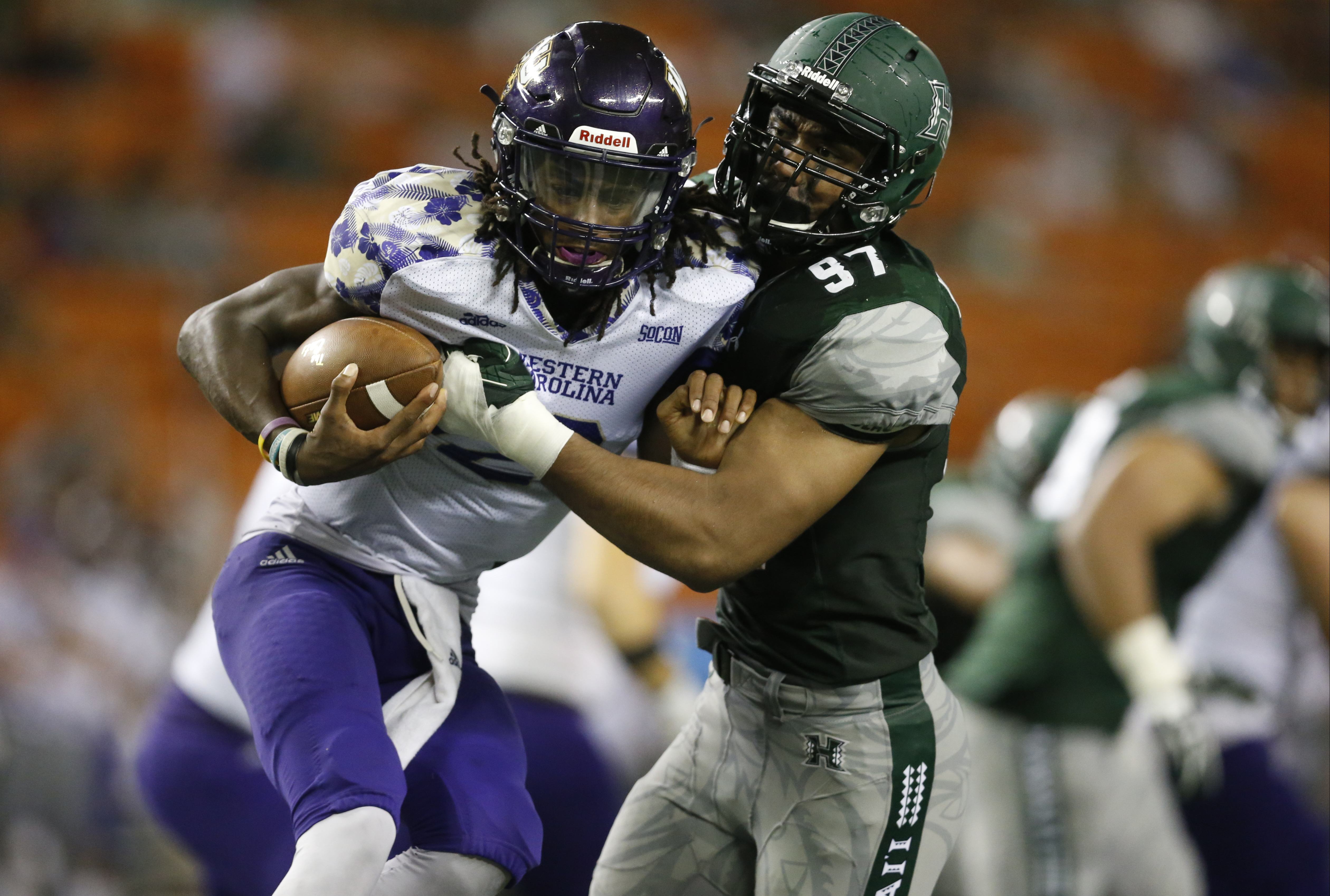 College Football: Hawaii vs. Western Carolina | Honolulu Star-Advertiser5040 x 3397