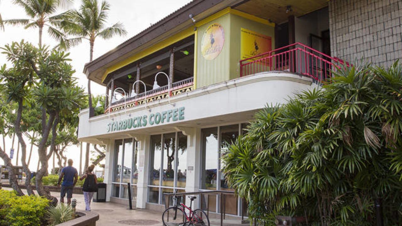 Starbucks closes Hawaii stores for racial-bias training