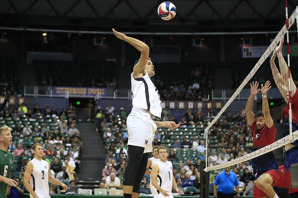 UH Volleyball: Hawaii sweeps NJIT | Honolulu Star-Advertiser
