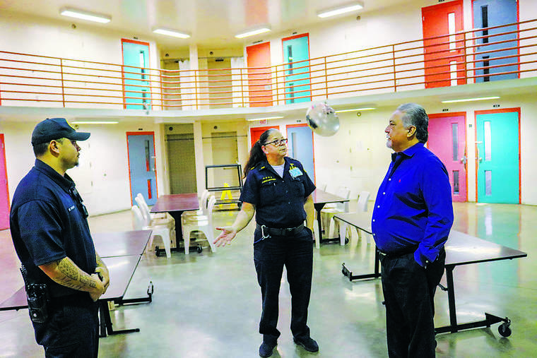 Hawaii leaders have done little to fix overcrowding at jails