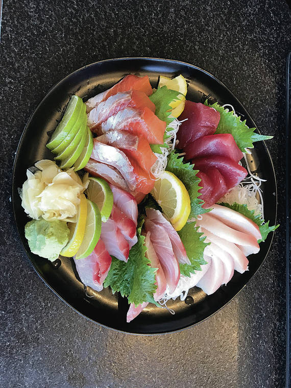 CARLA TRACY / SPECIAL TO THE STAR-ADVERTISER
                                The Chef’s Sashimi Platter showcases thickly sliced salmon, big-eye tuna, uku, kampachi and hamachi.<style type="text/css"></style>