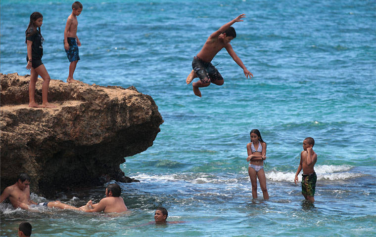 STAR-ADVERTISER FILE / SEPT. 2014
                                Kids cooled off by jumping into tidepools at Nanakuli Beach Park. A stretch of Nanakuli shoreline is scheduled for a one-month closure, starting Friday, for maintenance, according to the Honolulu Department of Parks and Recreation.