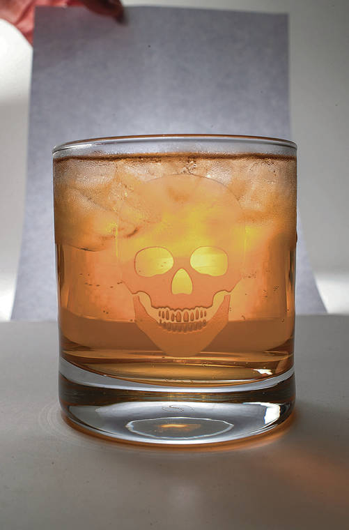 CINDY ELLEN RUSSELL / CRUSSELL@STARADVERTISER.COM
                                This ghostly double Old-Fashioned glass from Williams Sonoma is fitting for any spirit while celebrating All Hallows’ Eve.