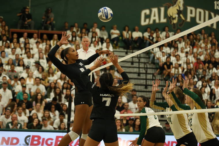 ALEXANDER BOHLEN / SPECIAL TO THE STAR-ADVERTISER
                                Hawaii’s Skyler Williams attacks the ball against Cal Poly.