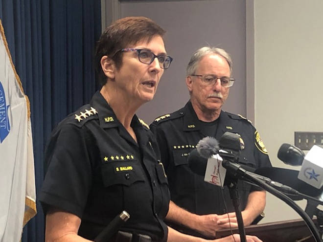CRAIG T. KOJIMA / CKOJIMA@STARADVERTISER.COM\
                                Honolulu Police Chief Susan Ballard talks at an afternoon news conference about HPD’s arrest of 55 wind-farm protesters Thursday night and Friday morning.