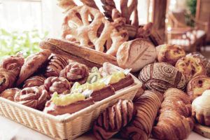 COURTESY HALEKULANI
                                A wide variety of breads and pastries will be sold at the new Halekulani Bakery & Restaurant.