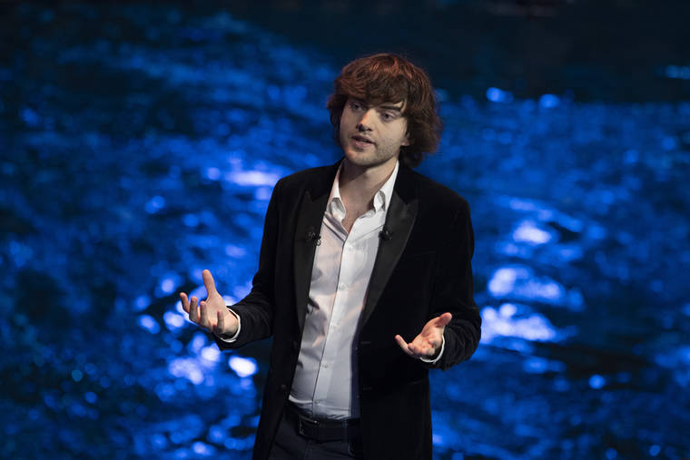 ASSOCIATED PRESS
                                Young Dutch inventor Boyan Slat presents his plans for the Interceptor, a plastic-gathering floating device, during a presentation in Rotterdam, Netherlands. Slat is taking his effort to clean up floating plastic from the Pacific Ocean to rivers to catch garbage before it reaches the seas.