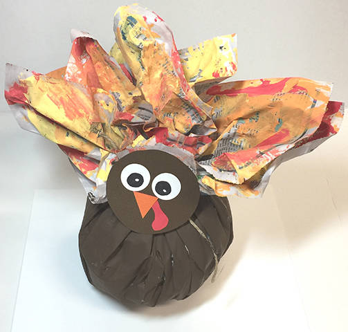 COURTESY HOUSEMART BEN FRANKLIN CRAFTS
                                Learn how to make this festive fall-themed turkey using recycled Star-Advertiser newsprint.