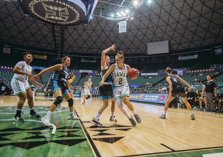 DENNIS ODA / DODA@STARADVERTISER.COM
                                Senior guard Courtney Middap is the Rainbow Wahine’s top returning scorer, but she is working her way back from an injury.