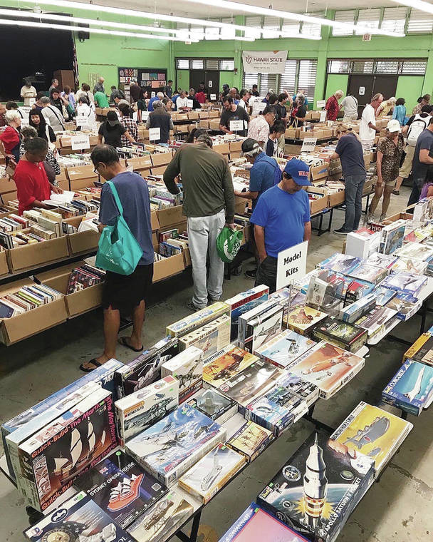 COURTESY FRIENDS OF THE LIBRARY OF HAWAII
                                Books in more than 20 categories will be available at the Friends of the Library of Hawaii Art & Book Sale and Craft Fair in the Washington Middle School cafeteria. (The craft fair runs on Saturday only.)