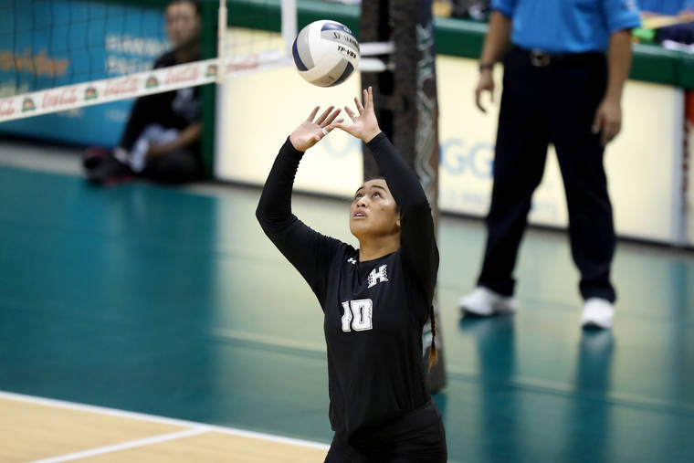 ANDREW LEE / SPECIAL TO THE STAR-ADVERTISER
                                Hawaii senior Norene Iosia leads the Rainbow Wahine with 36 service aces this season and ranks fifth in program history with 127 in her career.