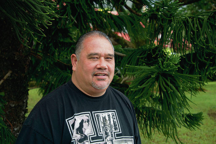 CRAIG T. KOJIMA / CKOJIMA@STARADVERTISER.COM
                                John Kema, a former HOPE probationer, credits the program with helping him get his life back on track. He will be eight years sober in March.