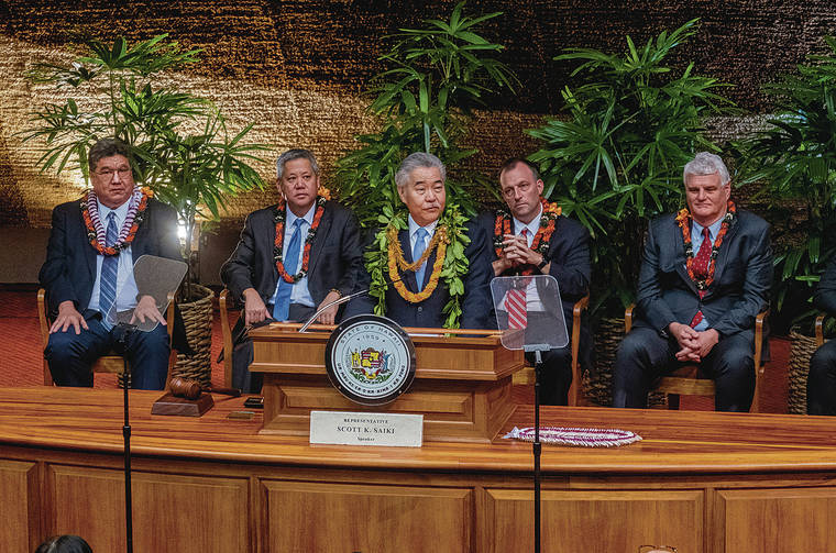 DENNIS ODA / DODA@STARADVERTISER.COM
                                Gov. David Ige gives the State of the State address in the House chamber at the state Capitol. Behind him are (l-r) Senate President Ron Kouchi, House Speaker Scott Saiki, Lt. Gov. Josh Green and Hawaii Chief Justice Mark Recktenwald.