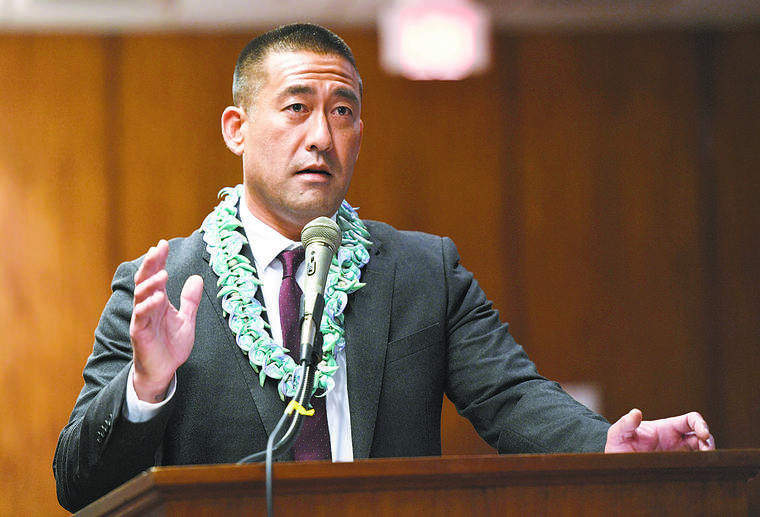 STAR-ADVERTISER
                                <strong>Derek Kawakami:</strong>
                                <em>Kauai’s mayor and other mayors want travel locked down even more</em>