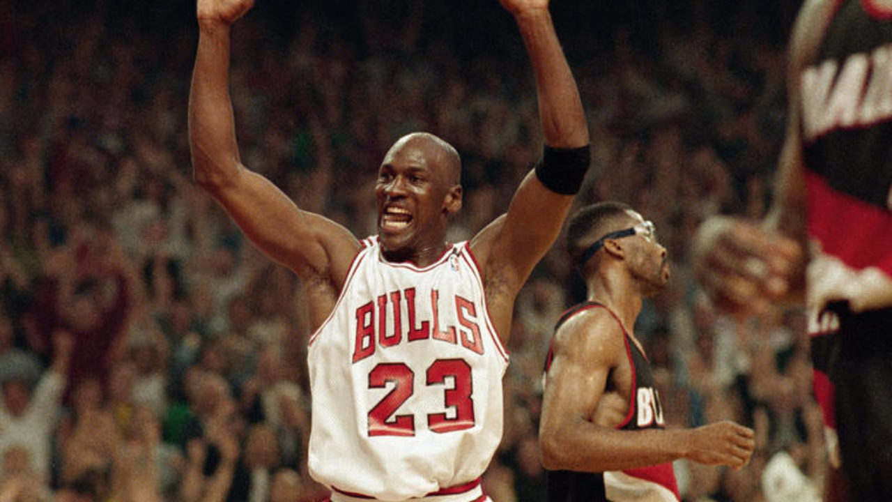 Kobe Bryant vs. Michael Jordan: When the torch was passed ...