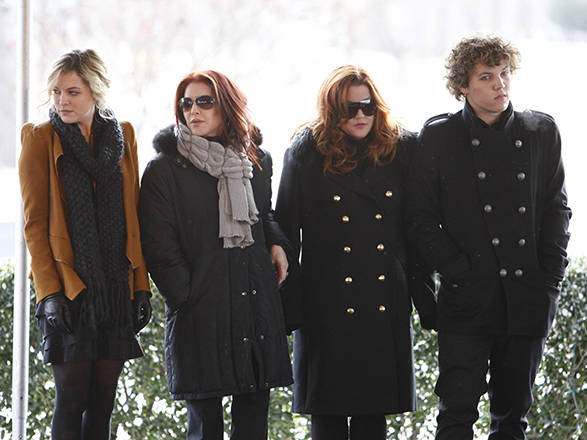 ASSOCIATED PRESS / JAN. 8, 2010
                                Benjamin Keough, the grandson of Elvis Presley, has died at age 27. Keough, right, is seen here at age 18 with (from left) his sister Riley Keough, grandmother Priscilla Presley, and mother Lisa Marie Presley in 2010 at a ceremony commemorating Elvis Presley’s 75th birthday in Memphis, Tenn.