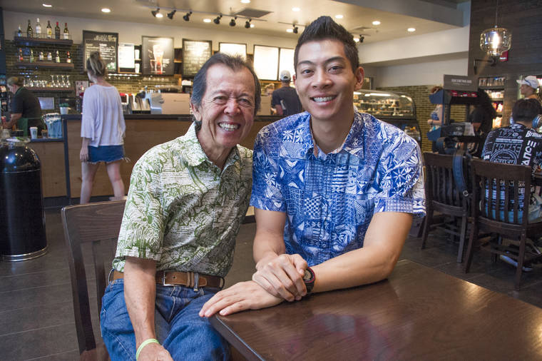 CRAIG T. KOJIMA / 2017
                                Clayton Chang, left, and Bronson Chang, business partners in Uncle Clay’s House of Pure Aloha, have closed the Ala Moana location of their shave-ice business.
