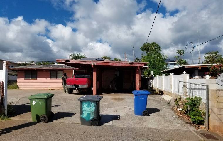 COURTESY HONOLULU POLICE DEPARTMENT
                                A residence in Aiea was the scene of a recent gambling raid.