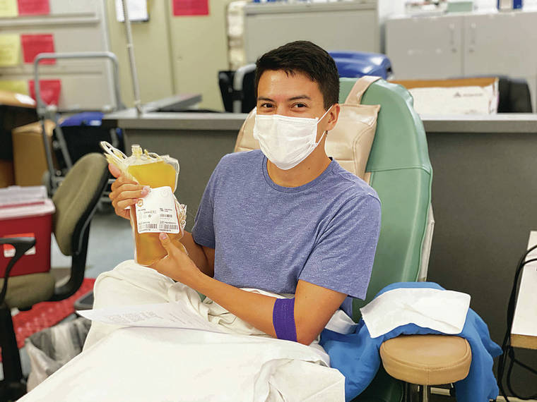 COURTESY BLOOD BANK OF HAWAII
                                Jonathan Vuylsteke donates convalescent plasma at the Blood Bank of Hawaii. On average, one donation is enough to help three to four patients.