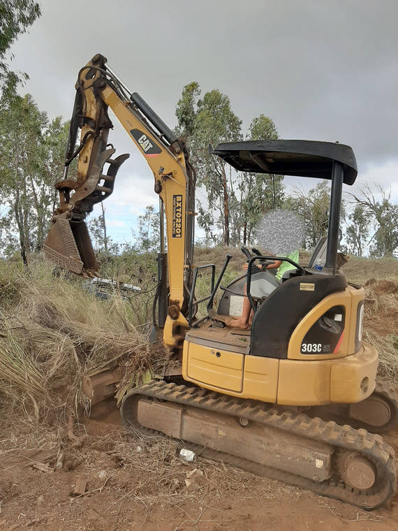 COURTESY HAWAII COUNTY POLICE DEPARTMENT
                                Hawaii County Police Department released this altered photo of the stolen excavator valued at about $35,000