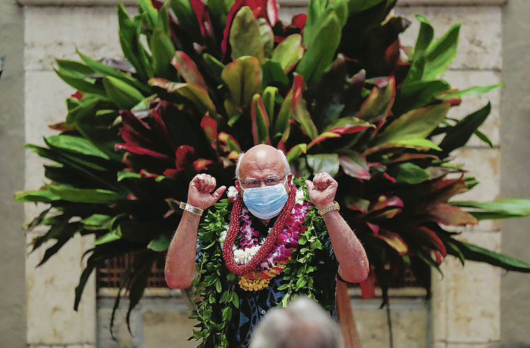 JAMM AQUINO / JAQUINO@STARADVERTISER.COM
                                Mayor Rick Blangiardi gestured after being sworn into office at Honolulu Hale on Saturday.