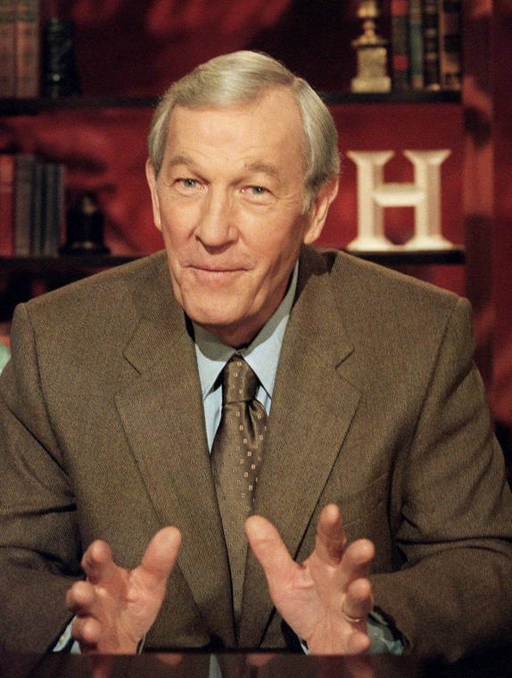 ASSOCIATED PRESS / 2001
                                Veteran journalist Roger Mudd tapes a segment for the History Channel at CBS studios in New York.