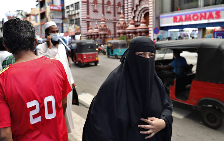 Sri Lanka to ban burqas and close more than 1,000 Islamic schools