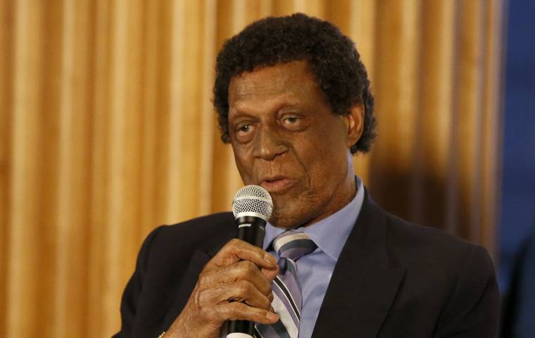 ASSOCIATED PRESS
                                NBA Hall of Fame and former player, Elgin Baylor spoke at an event before an NBA basketball game between the Los Angeles Clippers and the Dallas Mavericks in Los Angeles, in Feb. 2019.
