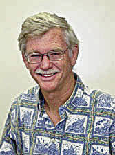 Robert Bourke is an environmental scientist with 30 years’ experience managing teams on an array of coastal and aquatic projects in Hawaii and the Pacific islands.
