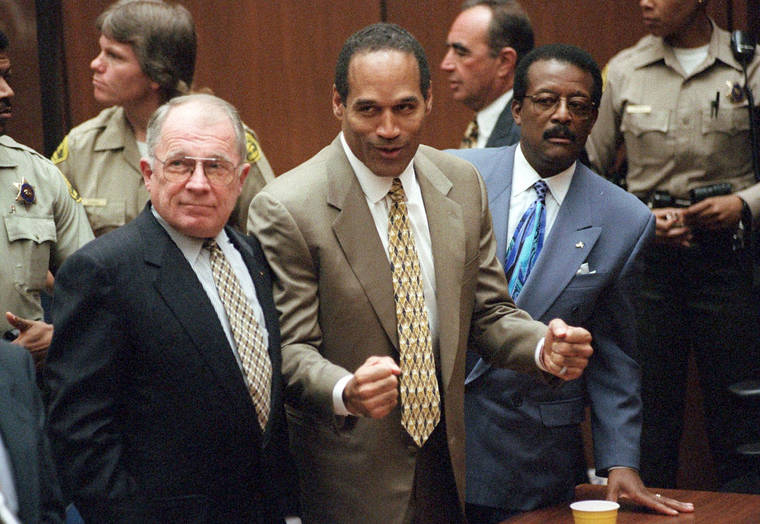 MYUNG J. CHUN/LOS ANGELES DAILY NEWS VIA ASSOCIATED PRESS
                                O.J. Simpson reacted as he was found not guilty in the death of his ex-wife Nicole Brown Simpson and her friend Ron Goldman, in Oct. 1995, in Los Angeles, as defense attorneys F. Lee Bailey, left, and Johnnie L. Cochran Jr., stood with him. Bailey, the celebrity attorney who defended O.J. Simpson, Patricia Hearst and the alleged Boston Strangler, but whose legal career halted when he was disbarred in two states, has died, a former colleague confirmed today. He was 87.
