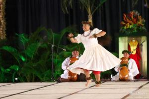 COURTESY CODY YAMAGUCHI / MERRIE MONARCH FESTIVAL
                                Rosemary Kaʻimilei Keamoai-Strickland of Ka La ʻOnohi Mai O Haʻehaʻe took the title of Miss Aloha Hula Thursday night at the 58th annual Merrie Monarch Festival in Hilo.