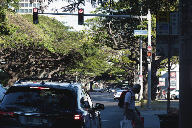 Beide Dertig Verwachten Hawaii Transportation Department delays start of red-light camera program |  Honolulu Star-Advertiser