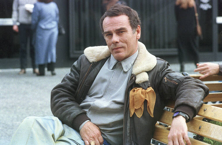 ASSOCIATED PRESS
                                Actor Dean Stockwell posed in Feb 1989 at an unknown location. Stockwell, a top Hollywood child actor who gained new success in middle age, garnering an Oscar nomination for “Married to the Mob” and Emmy nominations for “Quantum Leap,” died of natural causes at his home on Sunday, Nov. 7, 2021. He was 85.