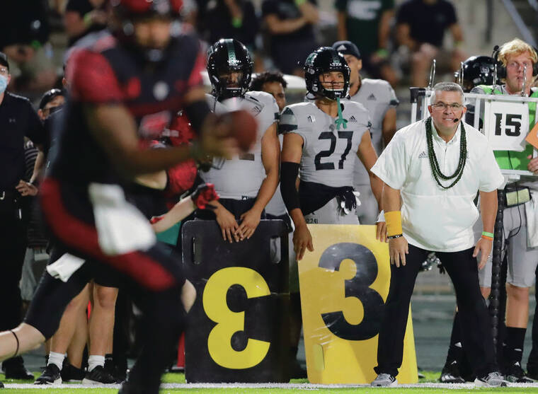 JAMM AQUINO / JAQUINO@STARADVERTISER.COM
                                Hawaii head coach Todd Graham looks on from the sideline during a game against the San Diego State Aztecs on Nov. 6.