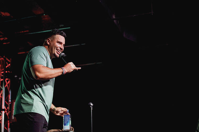 COURTESY TUMUA TUINEI
                                Comedian Tumua Tuinei, a former University of Hawaii football player, has sold out 28 shows at local nightclubs.