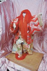 COURTESY HIGASHI HONGWANJI MISSION OF HAWAII
                                A kabuki lion dance performer crafted by a church member is an example of items for sale.
