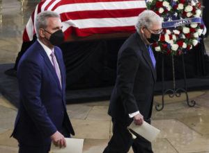 EVELYN HOCKSTEIN/POOL VIA ASSOCIATED PRESS
                                House Minority Leader Kevin McCarthy of Calif. and Senate Minority Leader Mitch McConnell of Ky., right, paid their respects to former Senate Majority Leader Harry Reid, D-Nev., during a memorial service in the Rotunda of the U.S. Capitol as Reid lies in state, today, in Washington.