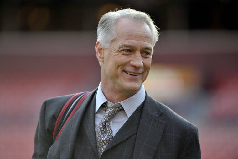 ASSOCIATED PRESS
                                Former Dallas Cowboys standout and longtime NFL on FOX game analyst Daryl Johnston stands on the field prior to an NFL football game between the Philadelphia Eagles and Washington Redskins, Sunday, Dec. 30, 2018, in Landover, Md. Johnson is Executive Vice President, Football Operations for the USFL, that kicks off Saturday night in Birmingham, Ala.