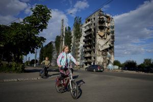 Russian shelling intensifies in eastern Ukraine