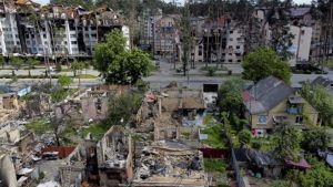 Scenes of devastation in Irpin, as Russian shelling of Kharkiv resumes