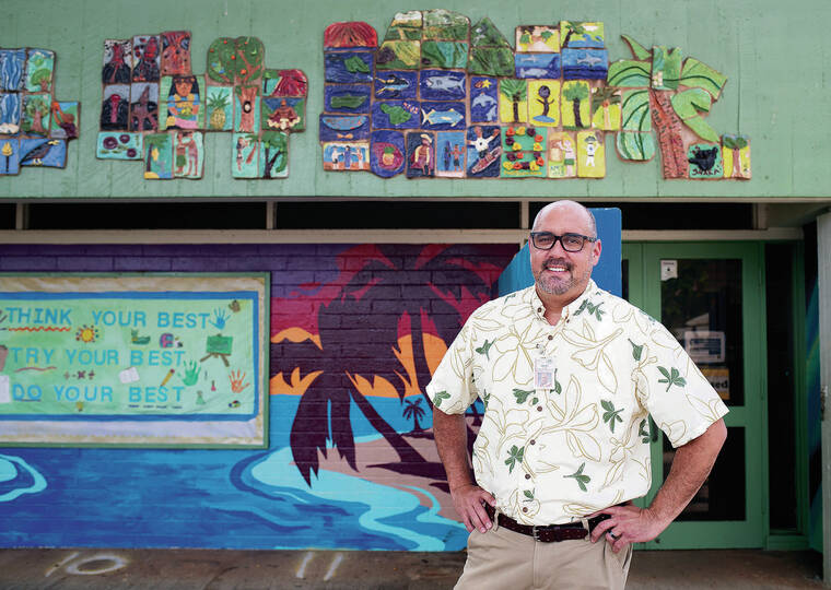 CINDY ELLEN RUSSELL / CRUSSELL@STARADVERTISER.COM
                                State School Facilities Authority Executive Director Chad Keone Farias, pictured at Prince Jonah Kuhio Elementary School, was a DOE educator for 29 years.