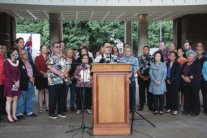 CRAIG T. KOJIMA / CKOJIMA@STARADVERTISER.COM
                                Above, Rep. Daniel Holt addressed a news conference Wednesday about legislative accomplishments benefiting Native Hawaiians.