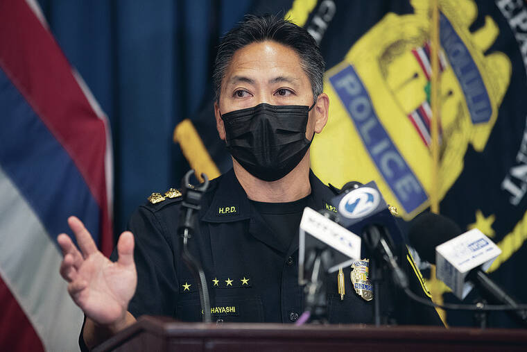 GEORGE F. LEE / GLEE@STARADVERTISER.COM
                                Glenn Hayashi, acting assistant chief of HPD’s Central Patrol Bureau, spoke about the burglaries of businesses in the East Oahu area during a news conference Wednesday at police headquarters.