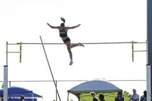 ANDREW LEE / SPECIAL TO THE STAR-ADVERTISER
                                Kamehameha’s won the girls pole vault with a record 13 feet, 1 inch.