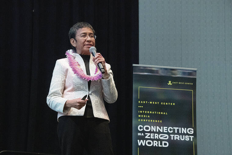 CRAIG T. KOJIMA / CKOJIMA@STARADVERTISER.COM 
                                Journalist and Nobel Peace Prize recipient Maria Ressa delivered the keynote speech Tuesday at the 2022 East-West Center International Media Conference at the Hawai‘i Convention Center.