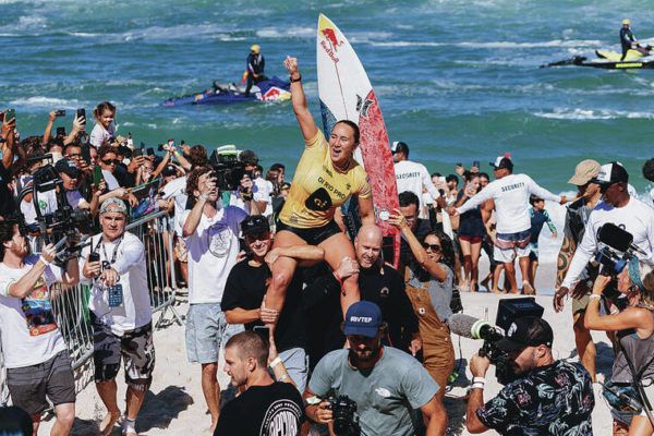 5-time world champion surfer Carissa Moore clinches top 5 spot with 25th tour win in Brazil