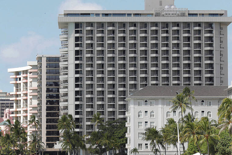 STAR-ADVERTISER / 2021
                                Hotels line the beachfront in Waikiki.